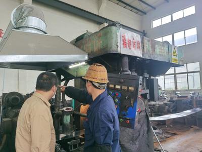現(xiàn)場檢查測厚儀運行情況與信息系統(tǒng)運行維護服務(wù)的重要性