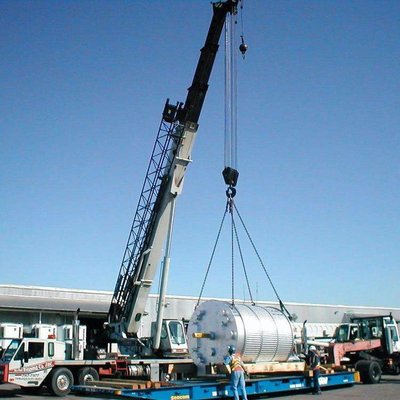 高效協(xié)作，精準(zhǔn)施工 移動式廠房設(shè)備吊裝與計(jì)算機(jī)網(wǎng)絡(luò)工程施工一體化服務(wù)——江蘇吉星專業(yè)解決方案