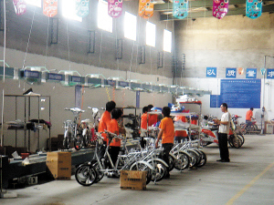 33輛假冒電動(dòng)車未出車間被查扣